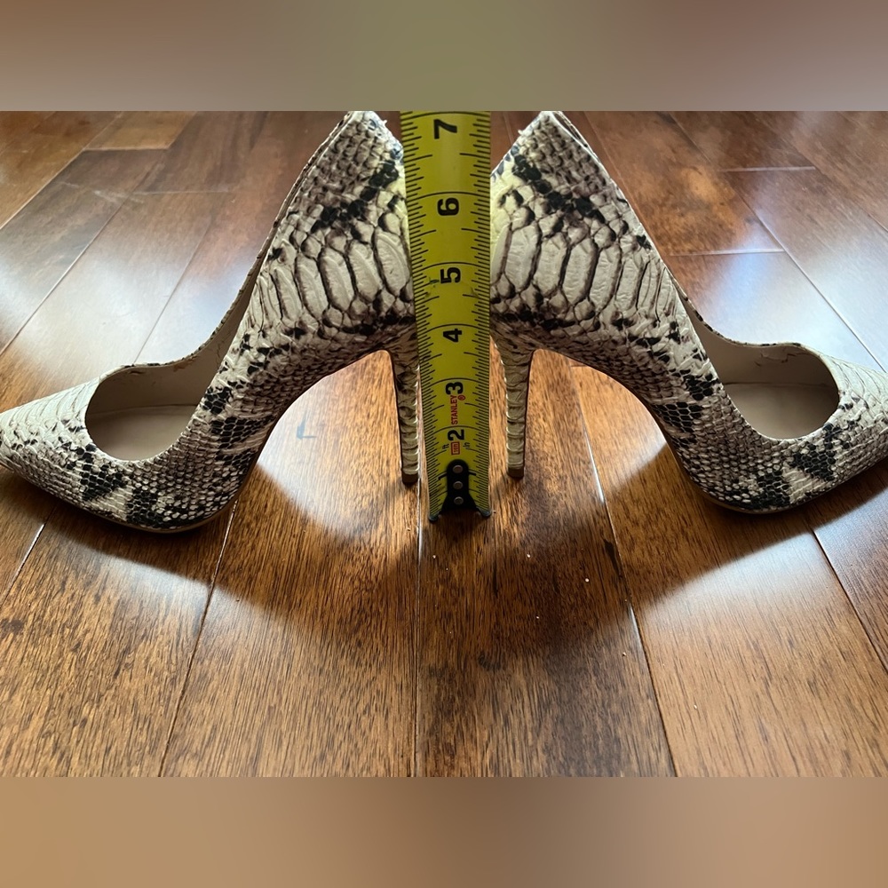 Steve Madden Snake Print Pumps - Picture 3 of 7